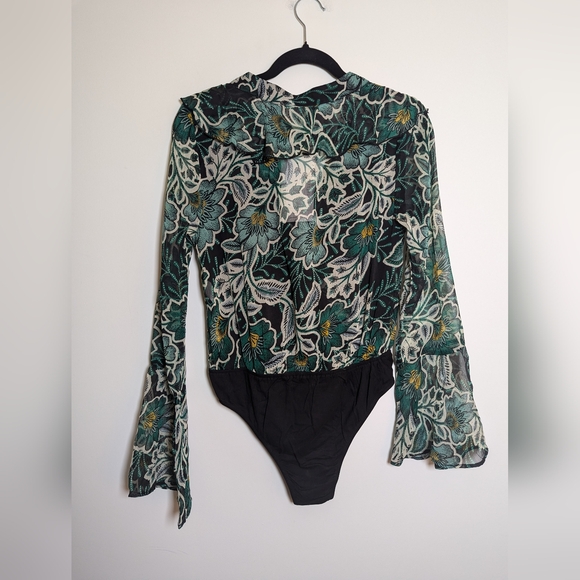 Band of The Free NWT Bonnie Emerald Floral Long Sleeve Bodysuit Size Medium - Picture 7 of 7